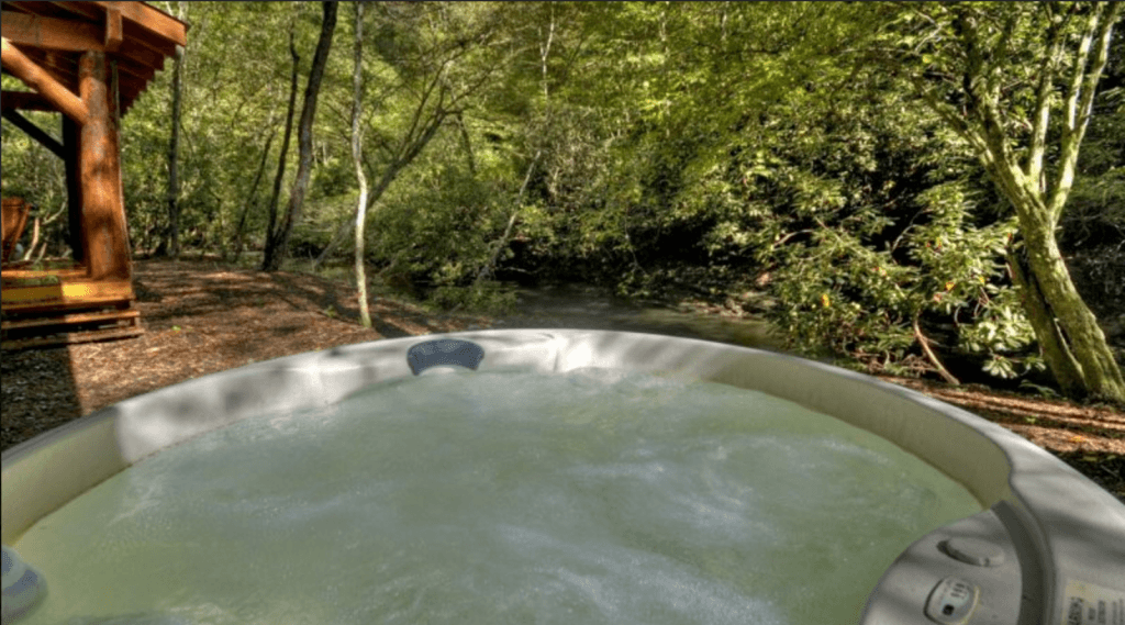 Hot tub overlooking Hothouse Creek